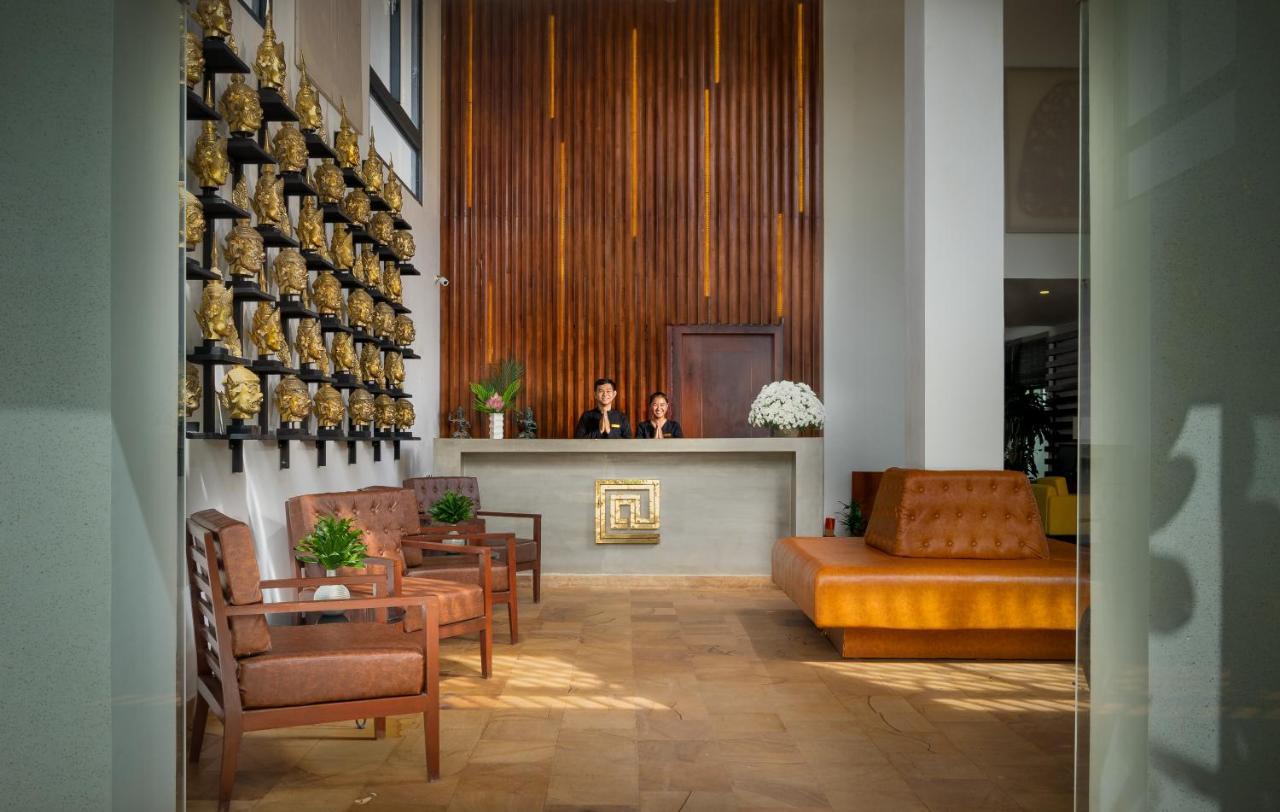The Thirdfold Residence Siem Reap Extérieur photo The hotel's lobby