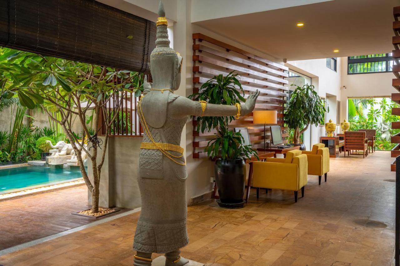 The Thirdfold Residence Siem Reap Extérieur photo Interior of the hotel
